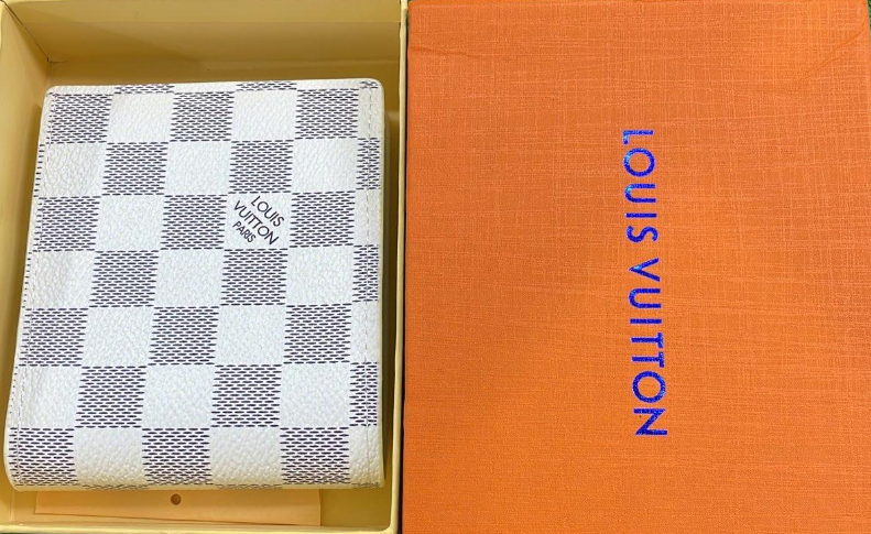 LV Wallet