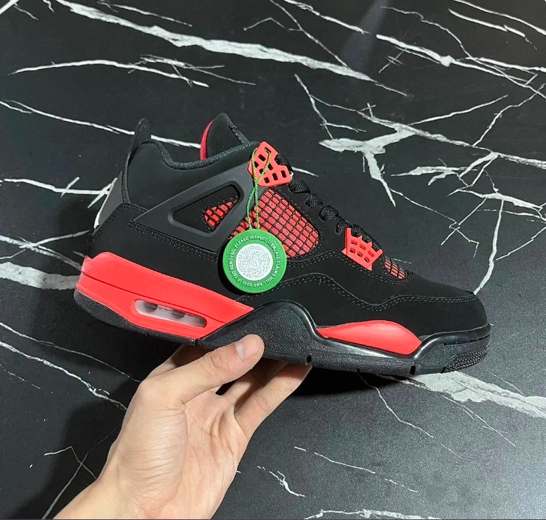 Jordan Retro 4