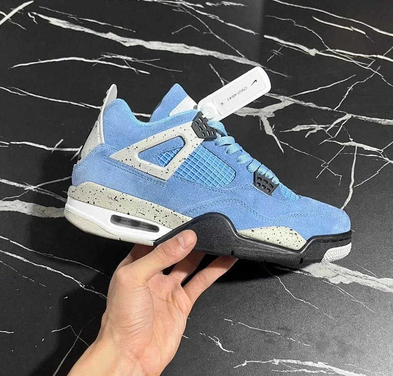 Jordan Retro 4
