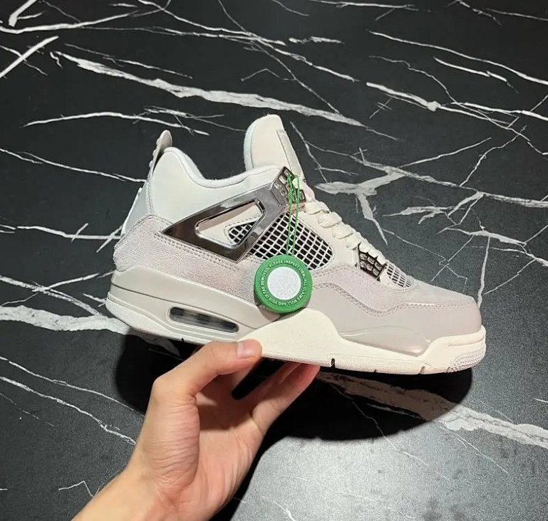 Jordan Retro 4